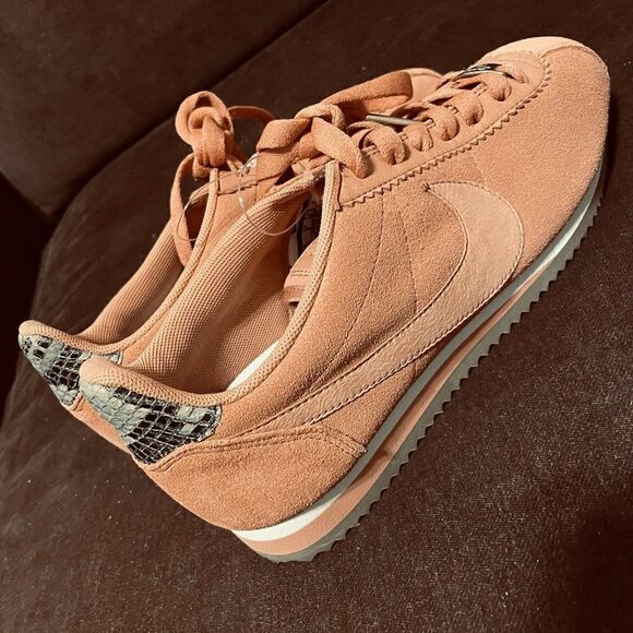NEW Nike Classic Cortez ALC Womens Size 7.5 US Terra Blush Shoes Suede Sneakers - Picture 5 of 10
